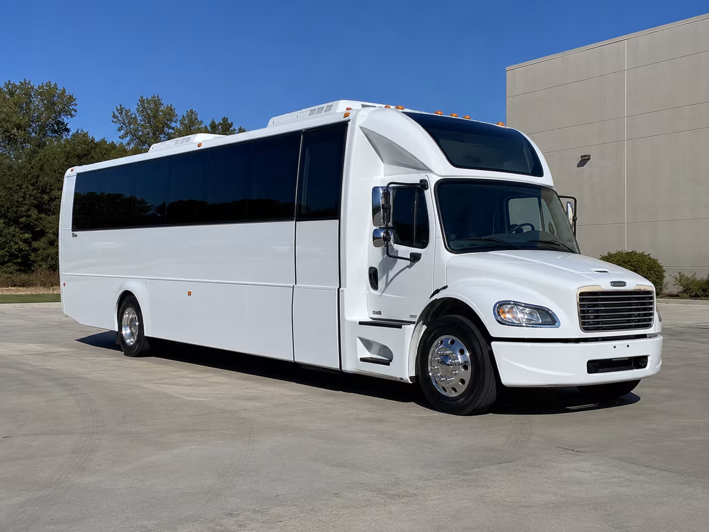 clinton township 28 passenger party bus