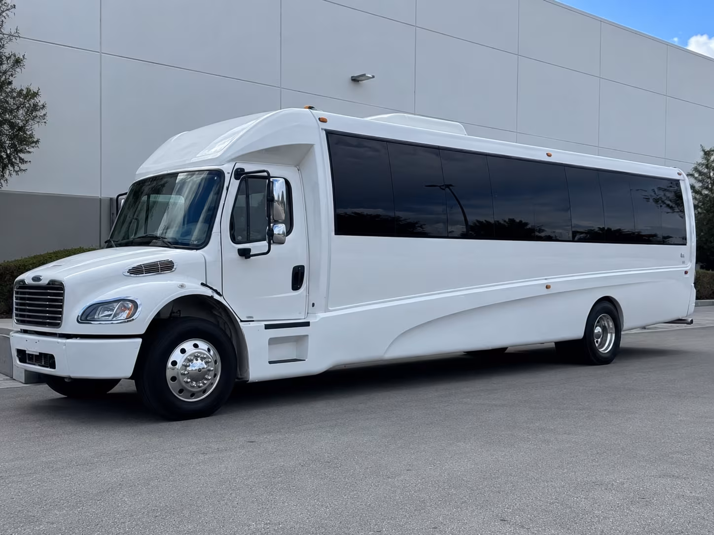 clinton township sporting event party bus rental