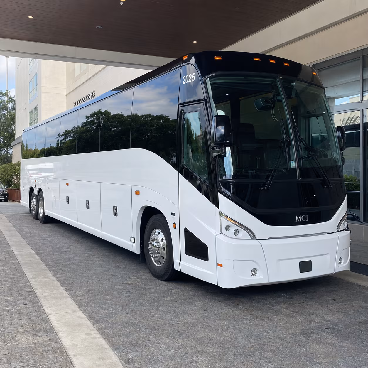warren charter bus rental fleet